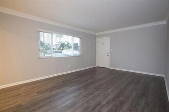 4101 Morrell St in San Diego, CA - Foto de edificio - Building Photo