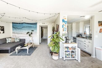 1750 Prefumo Canyon Rd, Unit 76 in San Luis Obispo, CA - Foto de edificio - Building Photo