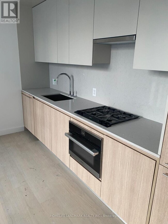 property at 81 Wellesley St E