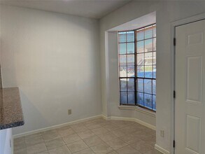 2121 El Paseo St in Houston, TX - Building Photo - Building Photo