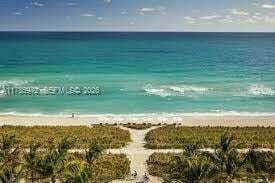 8855 Collins Ave, Unit 9E in Surfside, FL - Building Photo - Building Photo