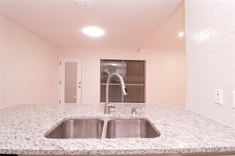 8028 Cannonwood Dr in Fort Worth, TX - Building Photo - Building Photo