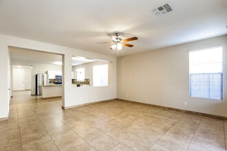 3014 W Donner Dr in Phoenix, AZ - Building Photo - Building Photo