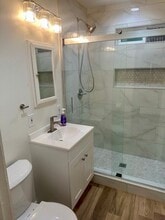 1411 W 184th St in Gardena, CA - Foto de edificio - Building Photo