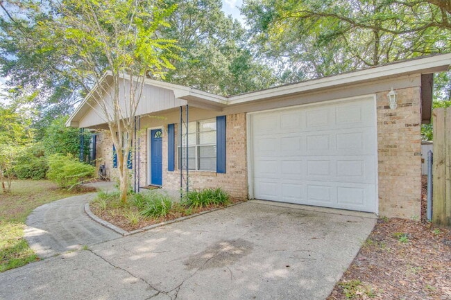 386 Quigley Rd in Pensacola, FL - Building Photo - Building Photo