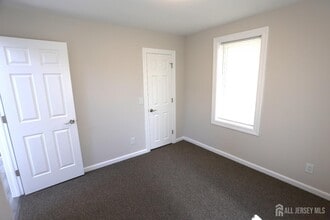 39 Hooker St in Jamesburg, NJ - Building Photo - Building Photo
