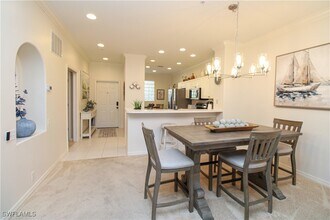 8217 Parkstone Pl in Naples, FL - Building Photo - Building Photo