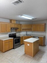 5687 Sweet Birch Ln in Milton, FL - Building Photo - Building Photo