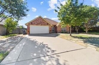 619 Tulane Dr in Waxahachie, TX - Building Photo - Building Photo