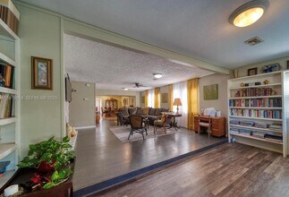 3900 W 17th St in Panama City, FL - Building Photo - Building Photo