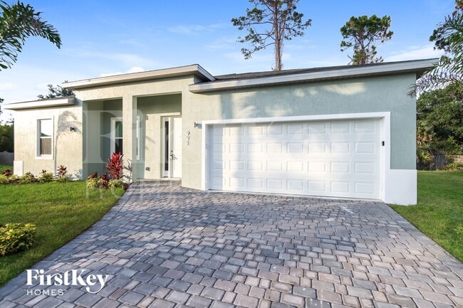 991 Walden Blvd SE in Palm Bay, FL - Foto de edificio - Building Photo
