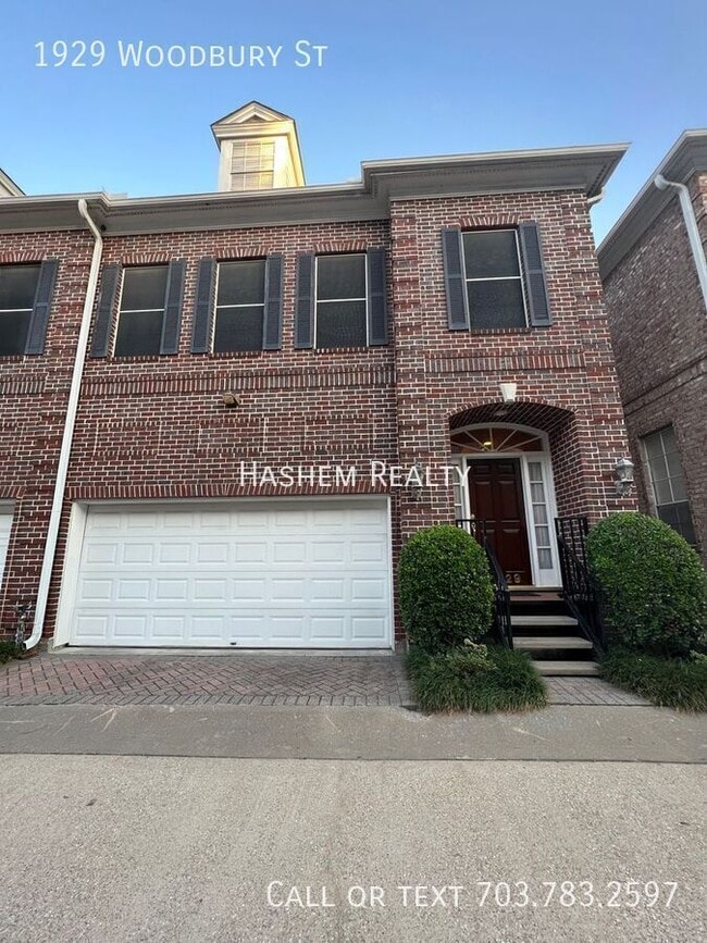property at 1929 Woodbury St