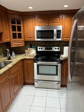 12253 SW 16th Terrace in Miami, FL - Building Photo - Building Photo