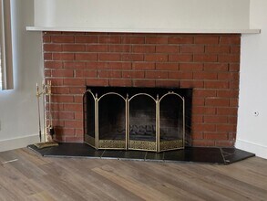 5230 Vesper Ave in Los Angeles, CA - Building Photo - Building Photo