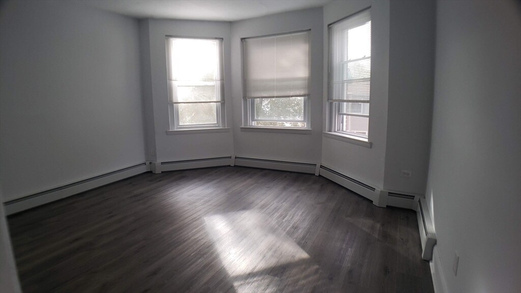 25 Chester St, Unit #3 in Boston, MA - Building Photo