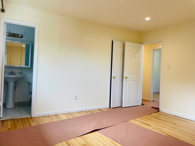 property at 18 William St