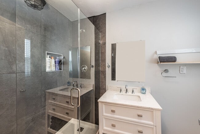 707 S 3rd St in Las Vegas, NV - Building Photo - Building Photo