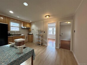 77-25 169th St in Queens, NY - Building Photo - Building Photo