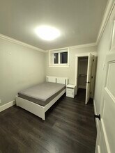 920 Wavertree Rd in North Vancouver, BC - Building Photo - Building Photo