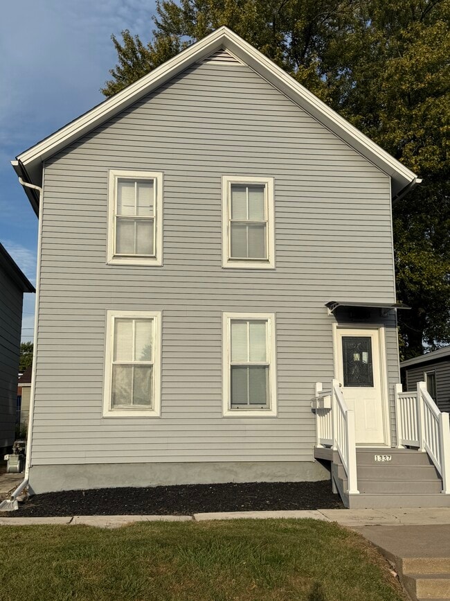 1337 15th Street a, Unit Downstairs