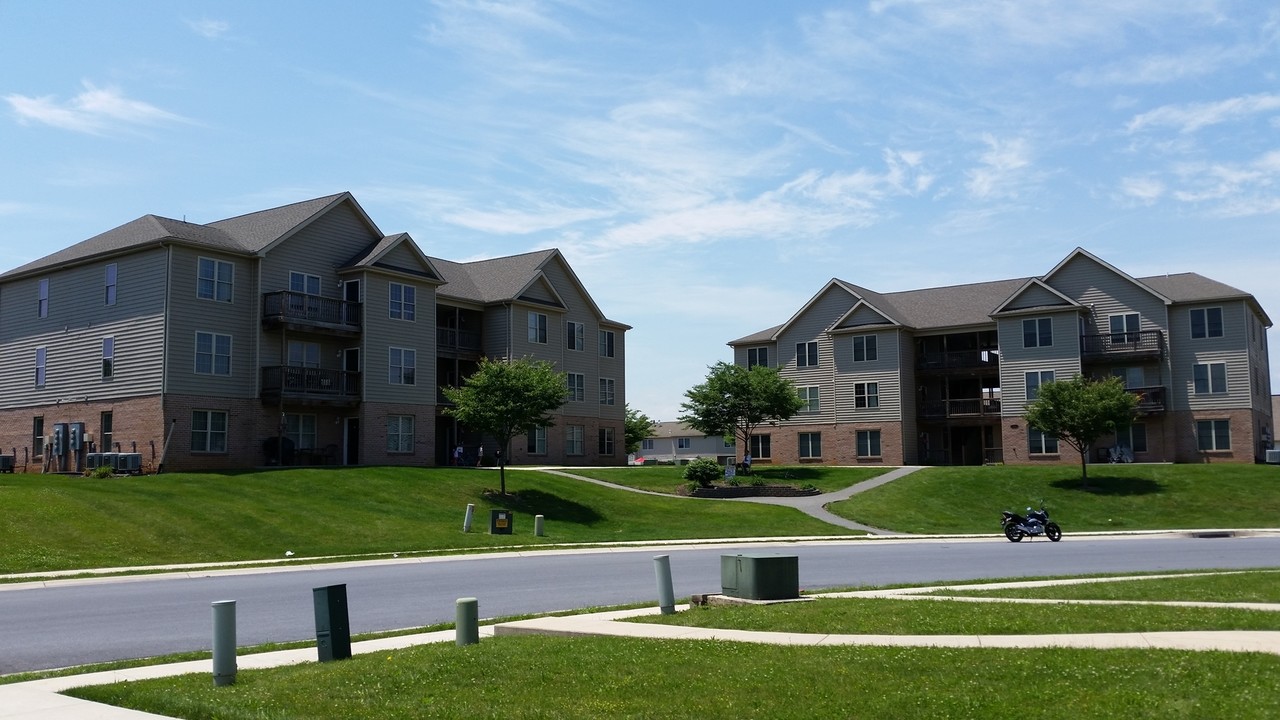 Ashley Drive Apartments in Chambersburg, PA - Building Photo