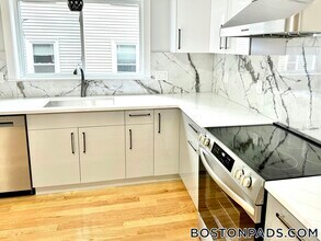 190 Hillside St in Boston, MA - Building Photo - Building Photo