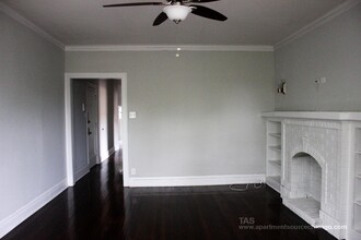 5162 N Leavitt St, Unit 3 in Chicago, IL - Building Photo - Building Photo