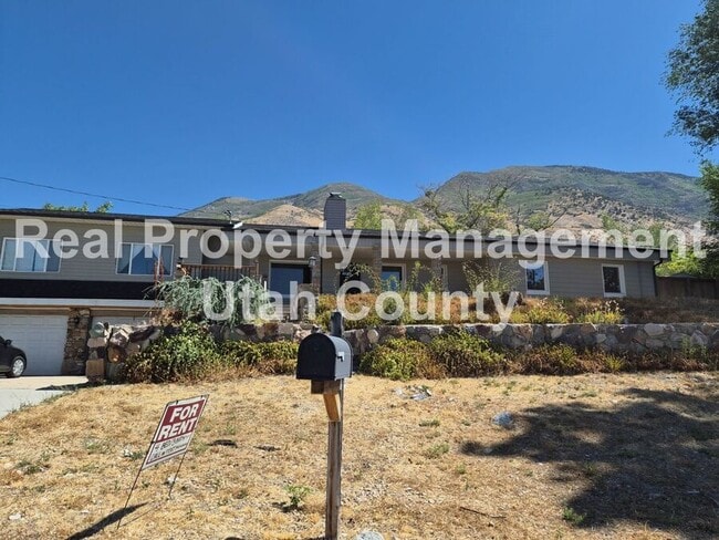 9580 N Cyn Rd in Cedar Hills, UT - Building Photo - Building Photo