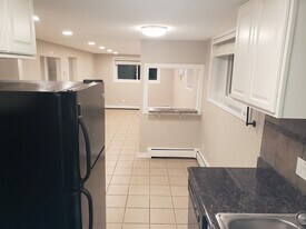 797 Clayland St, Unit #2 in St. Paul, MN - Building Photo