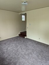 2325 S Clinton St in Sioux City, IA - Foto de edificio - Building Photo