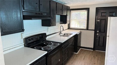 1129 Darwin St in Savannah, GA - Building Photo - Building Photo