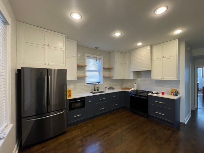 5330 W 23rd Pl, Unit 2nd Floor Apt. in Cicero, IL - Building Photo - Building Photo