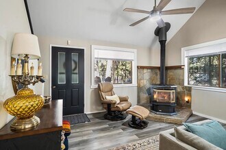 17675 Teil Ct in La Pine, OR - Building Photo - Building Photo