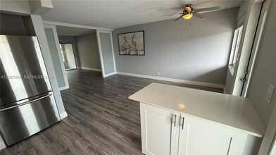 2115 NE 42nd Ct in Lighthouse Point, FL - Building Photo - Building Photo