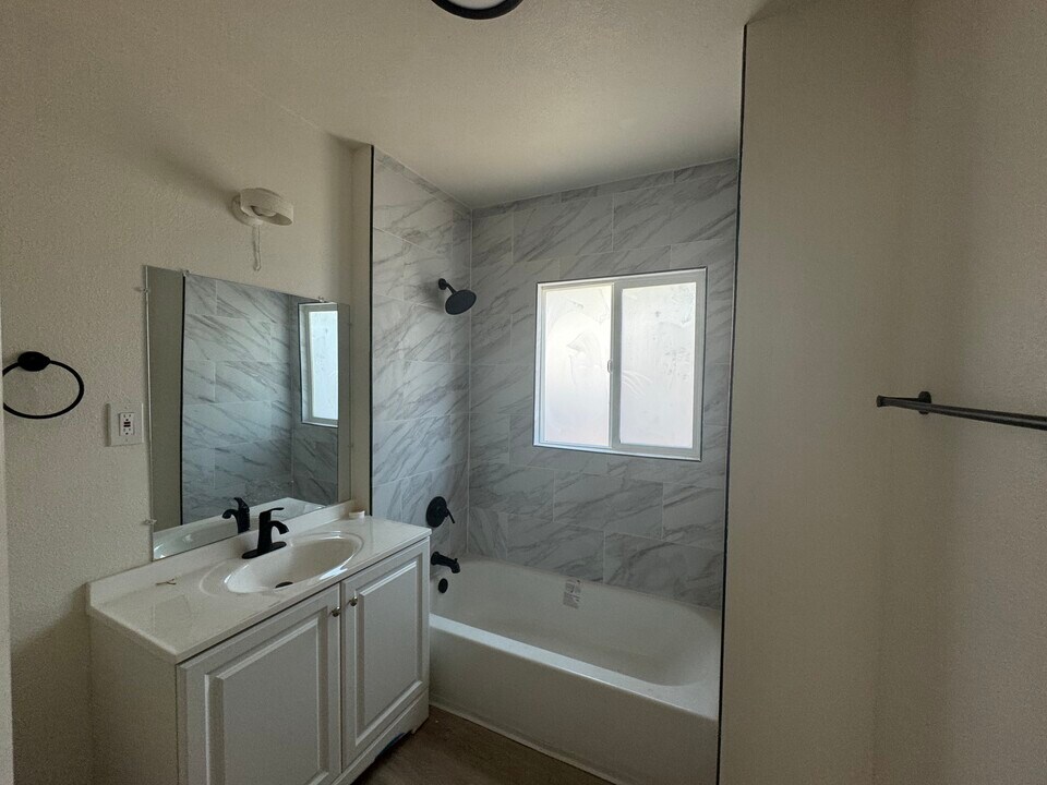 775 S San Antonio Ave in Pomona, CA - Building Photo