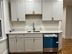 1461 Centre St in Boston, MA - Building Photo - Building Photo