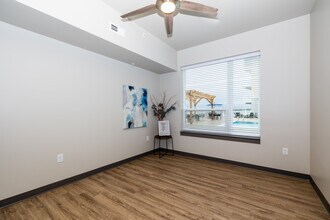 Skylofts at the Heritage in Andover, KS - Building Photo - Interior Photo
