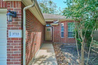 3733 Breckenridge Dr in Montgomery, TX - Building Photo - Building Photo