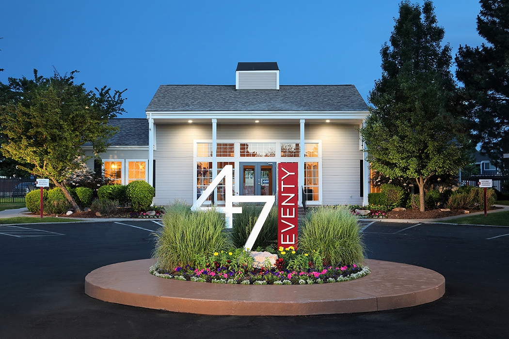47Seventy Settlers Point in Salt Lake City, UT - Building Photo