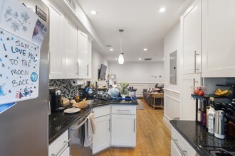 291 D St, Unit 3 in Boston, MA - Building Photo - Building Photo