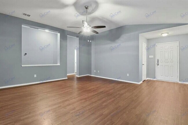 7808 Salton Ln in Arlington, TX - Building Photo - Building Photo