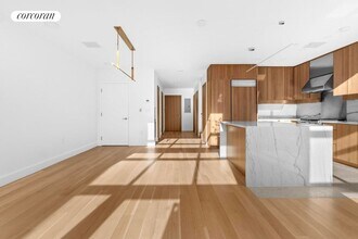 24 Frost St in Brooklyn, NY - Building Photo - Building Photo