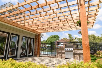 The Townhomes and Flats At Fontaine in Lexington, KY - Building Photo - Building Photo