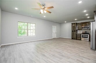 1903 Azlin Pl in Siloam Springs, AR - Building Photo - Building Photo