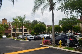 9301 SW 92nd Ave in Miami, FL - Building Photo - Building Photo