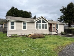 1759 Glendale Dr in Mckinleyville, CA - Building Photo - Building Photo