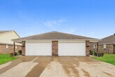 235 E Anabranch Ct