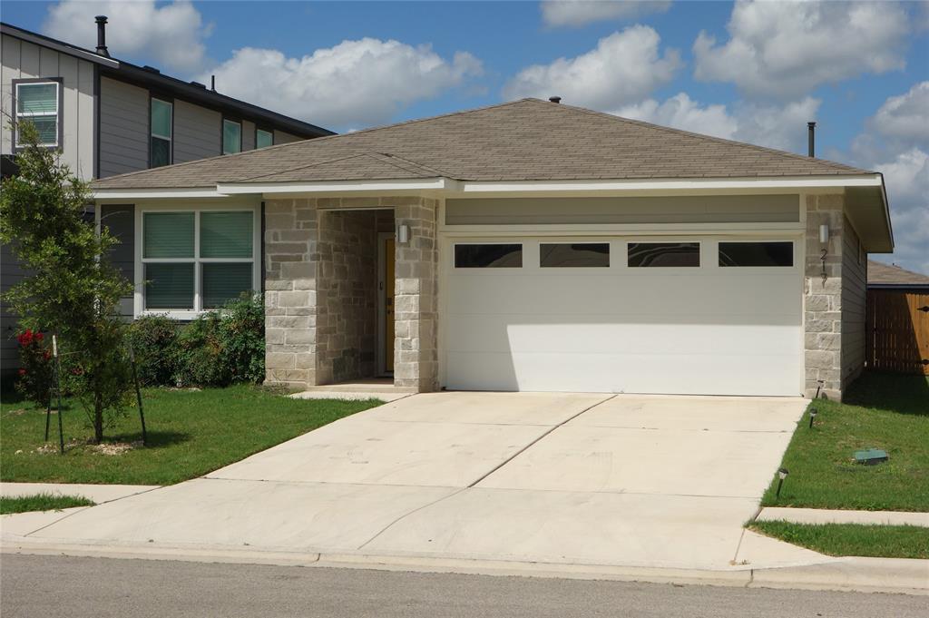 217 Tequilana Pass in Leander, TX - Building Photo