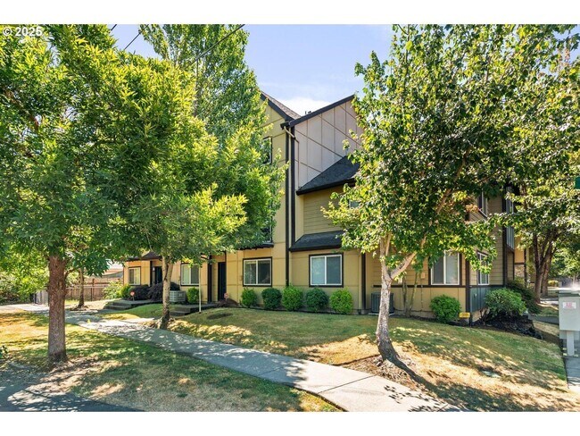 2834 SW Tranquility Terrace in Beaverton, OR - Building Photo - Building Photo