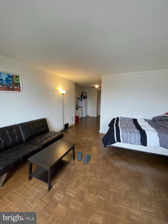 property at 604-36 S Washington Square